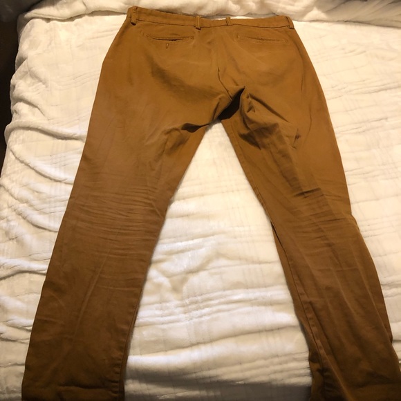 Old Navy Khakis, 34x32 - Picture 5 of 8